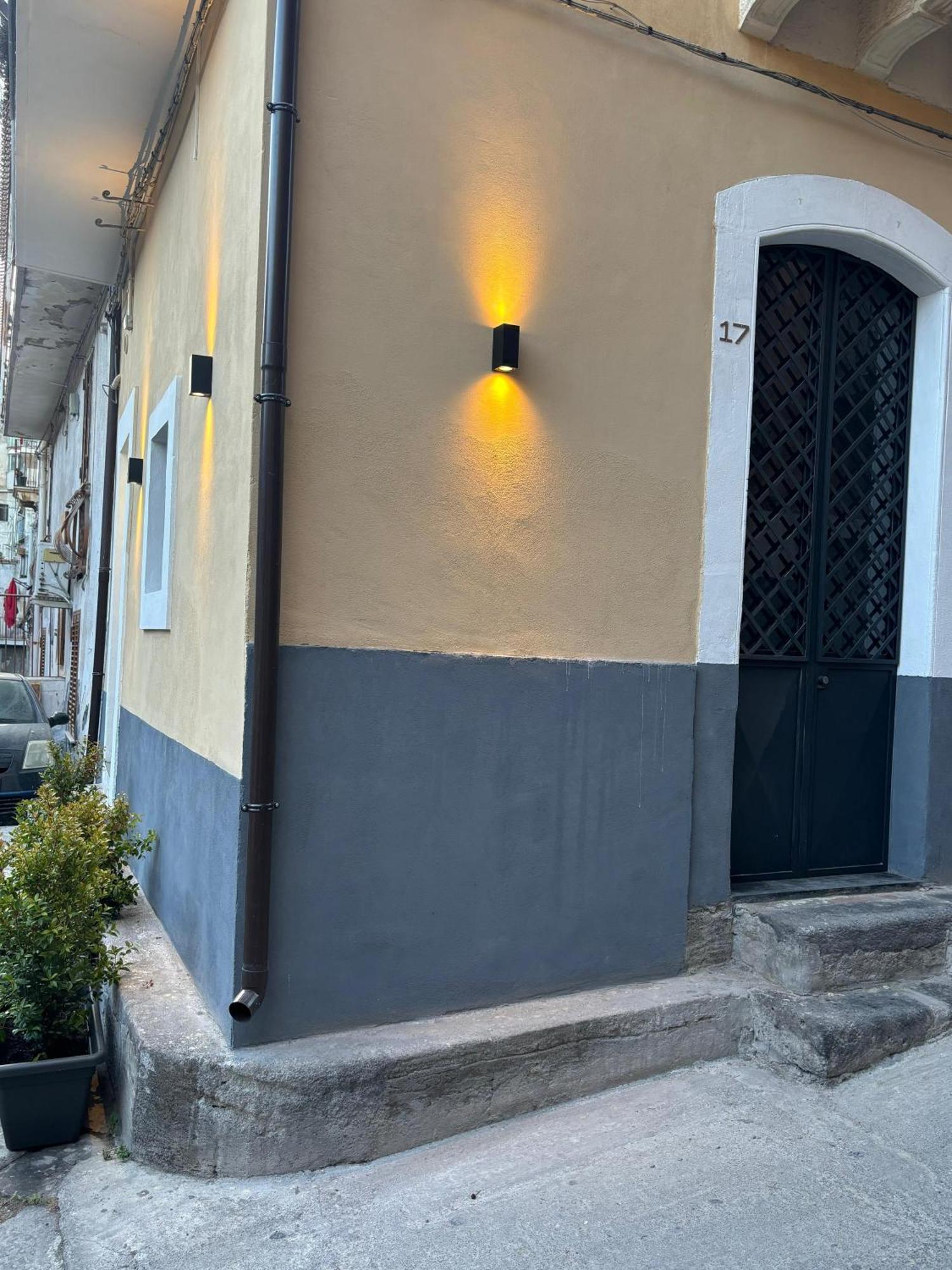 La Dimora Dei Mille Villa Catania Bagian luar foto