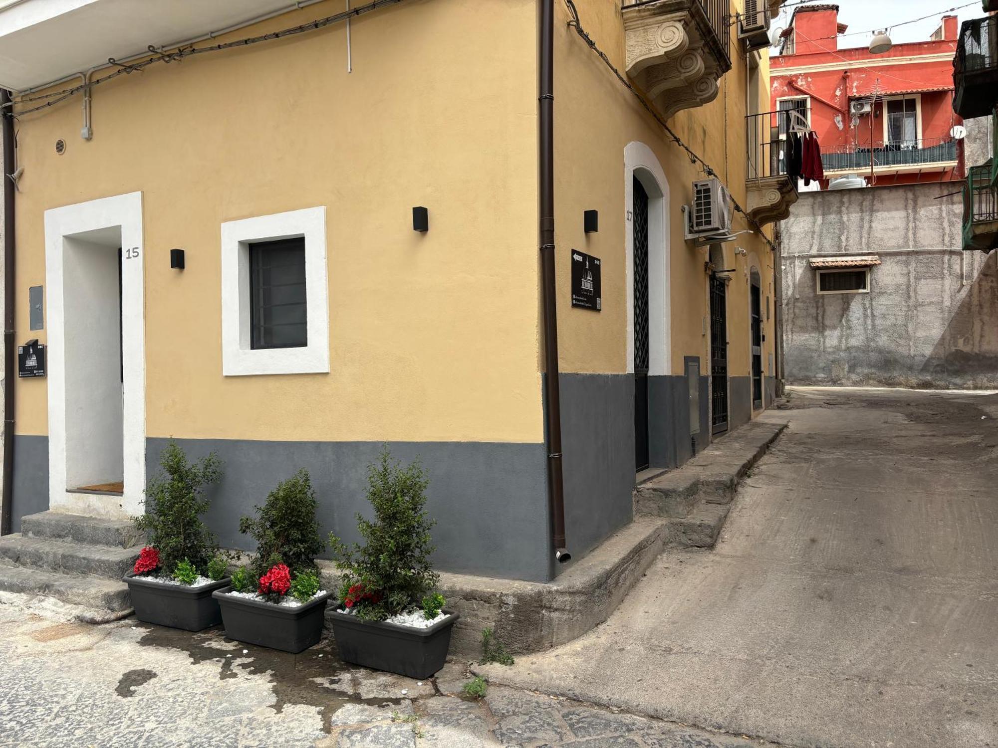 La Dimora Dei Mille Villa Catania Bagian luar foto